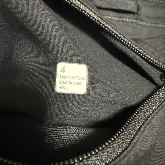 Lululemon Speed Up High Rise 4 inch Shorts - Picture 3 of 5